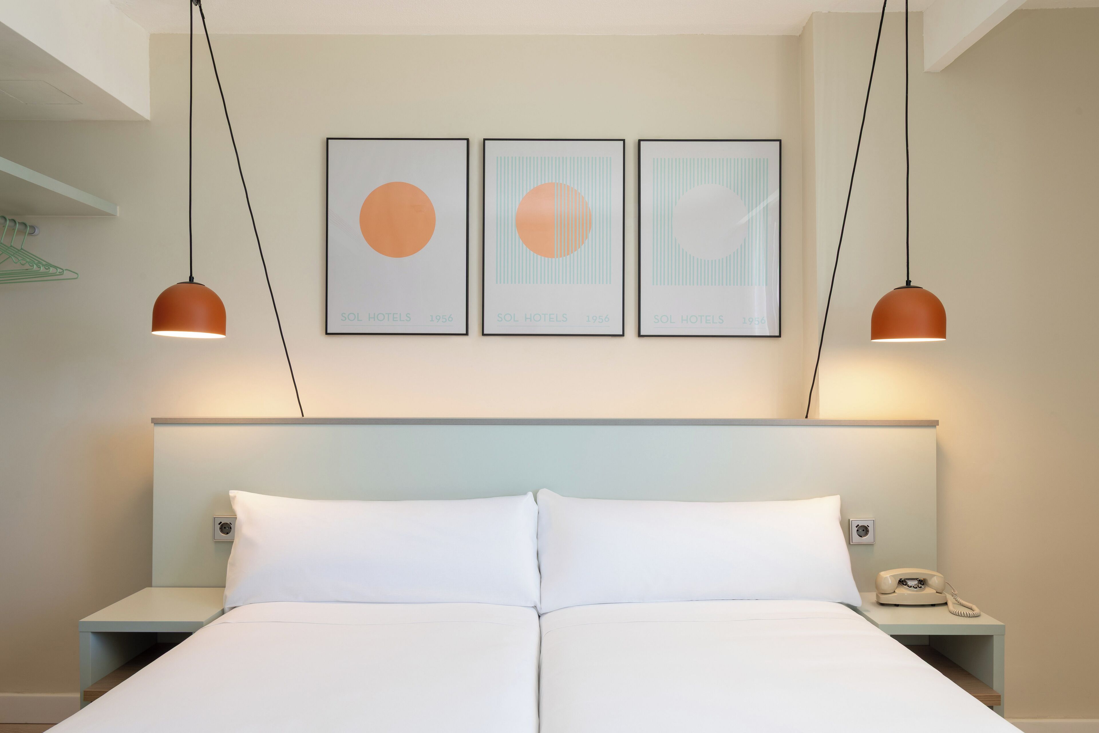 Minibar, rideaux occultants, Wi-Fi gratuit, draps fournis