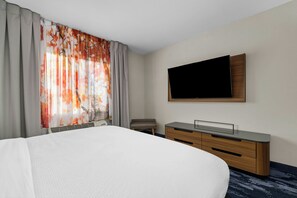 Premium bedding, pillowtop beds, in-room safe, desk - Fairfield Inn & Suites Billings (Billings)