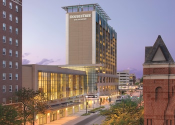 Doubletree by Hilton Cedar Rapids Convention Complex