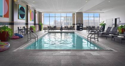 Doubletree by Hilton Cedar Rapids Convention Complex