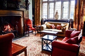 Lobby sitting area - Lewtrenchard Manor (Okehampton)