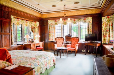 Lewtrenchard Manor