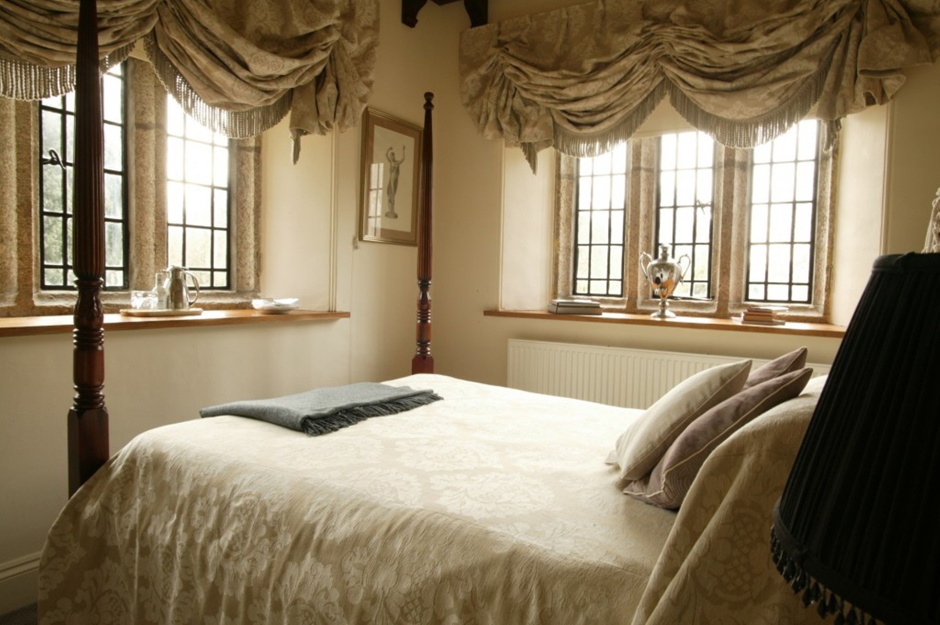 In-room safe, desk, iron/ironing board (on request), rollaway beds