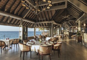3 restaurantes; se sirve desayuno, almuerzo y cena