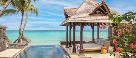 Private pool