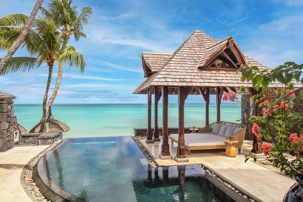 Private pool