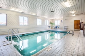 Piscine intérieure