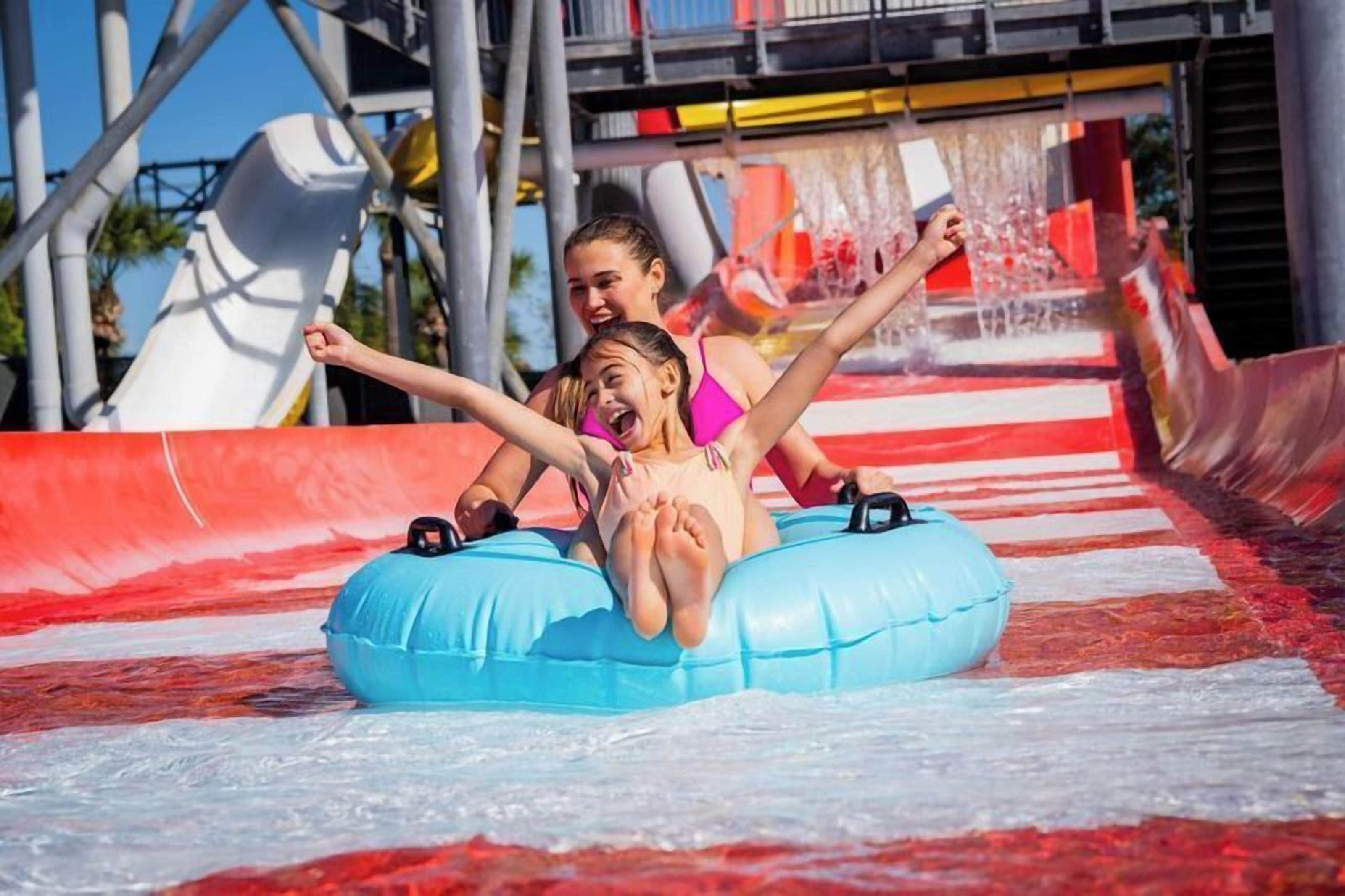 3 albercas al aire libre y camas balinesas (con cargo) 