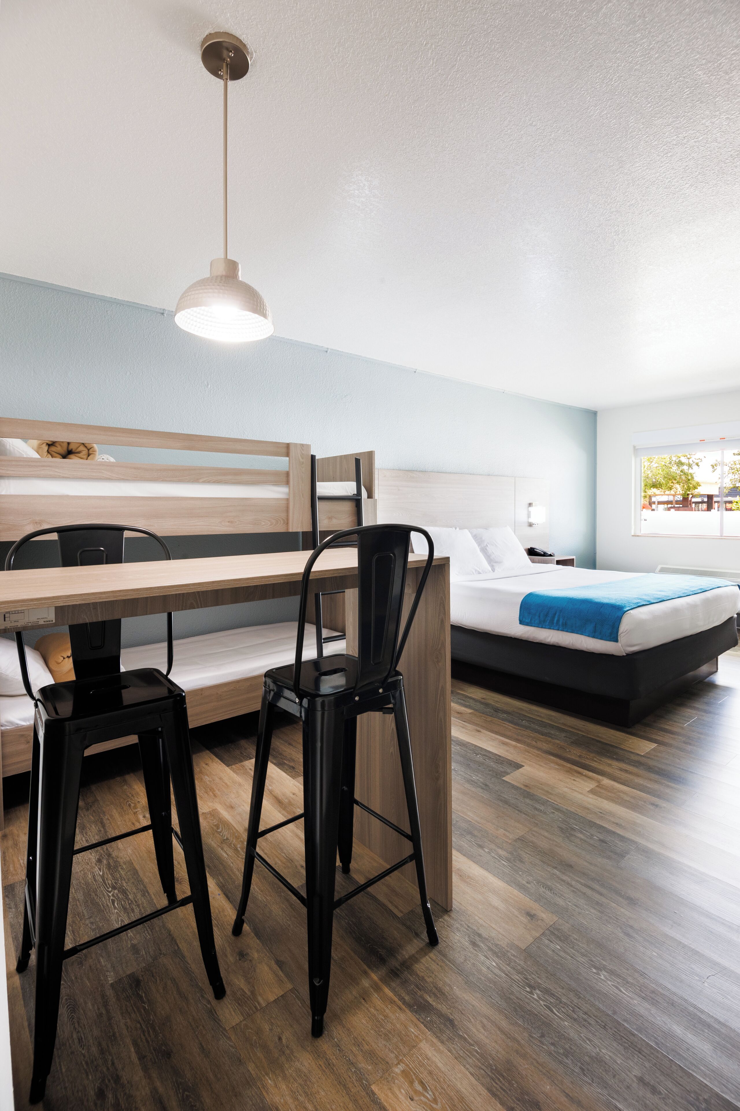 In-room safe, iron/ironing board, bed sheets