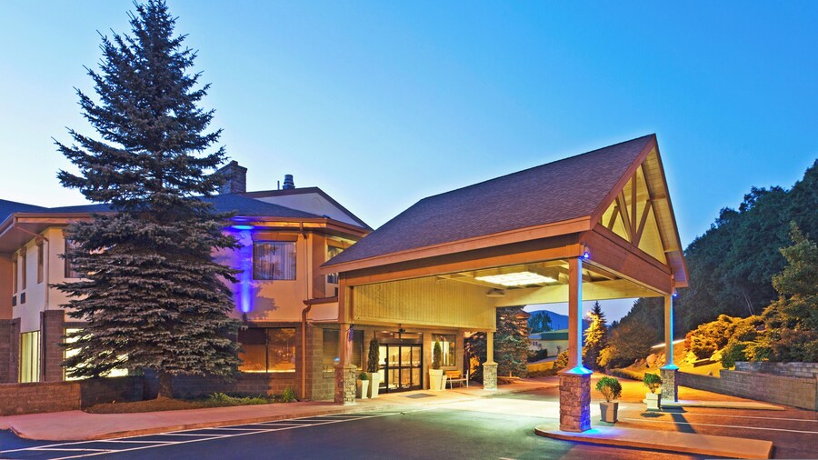 Holiday Inn Express Blowing Rock South by IHG