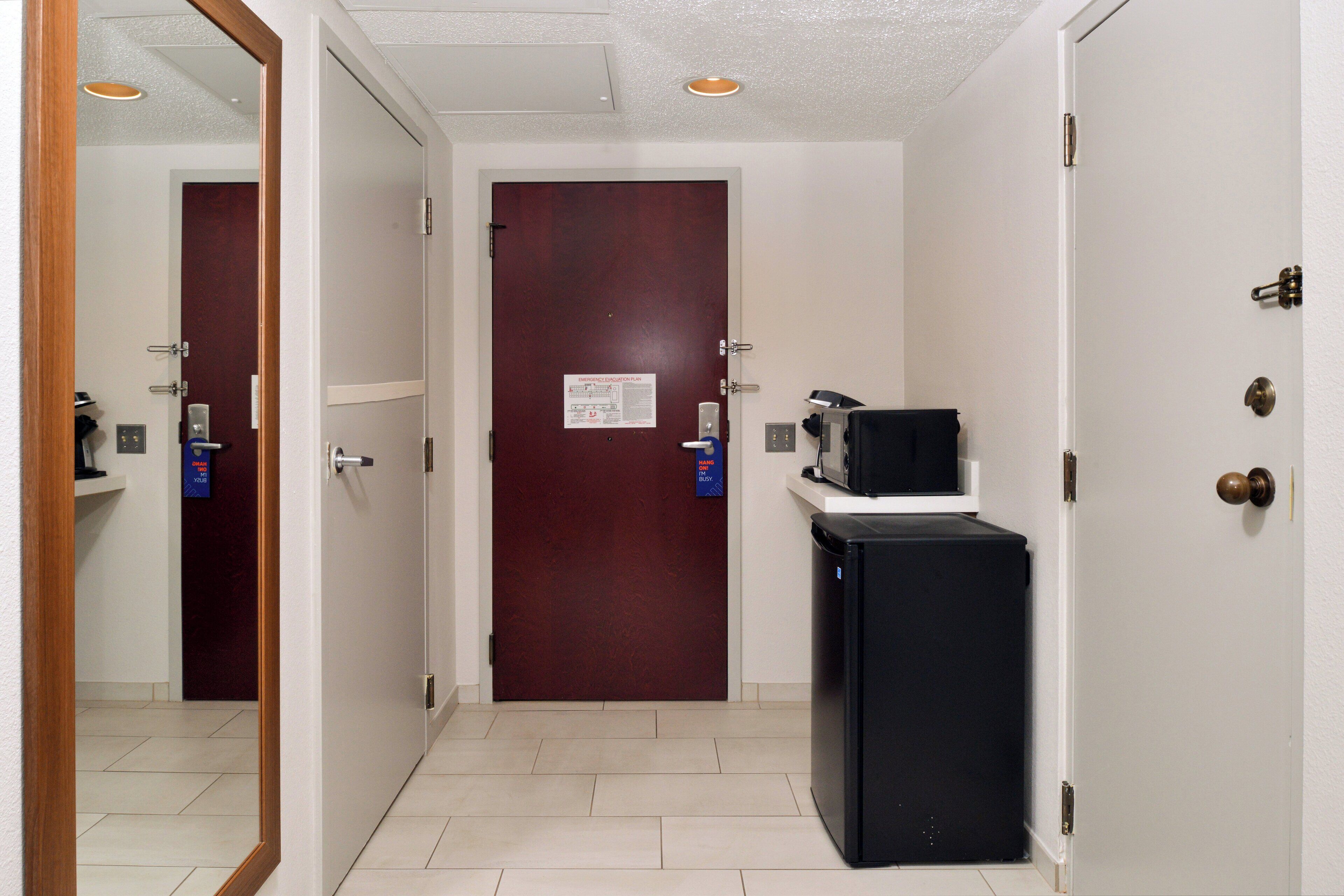 1 bedroom, in-room safe, desk, iron/ironing board