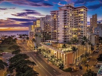 Hotel Exterior at Queen Kapiolani Hotel