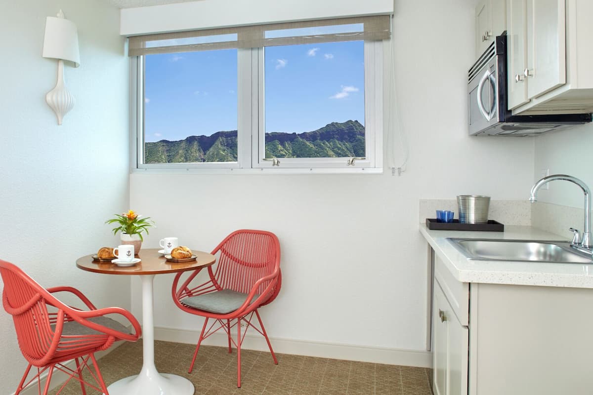 Private kitchen | Fridge