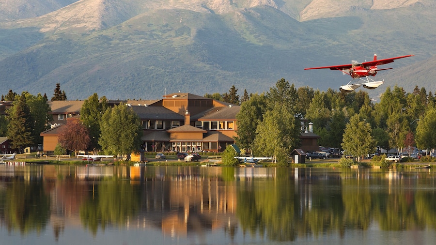 The Lakefront Anchorage