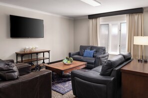 تلفزيون بشاشة مسطحة، برامج وأفلام نتفليكس، أفلام تدفع رسوم مشاهدتها