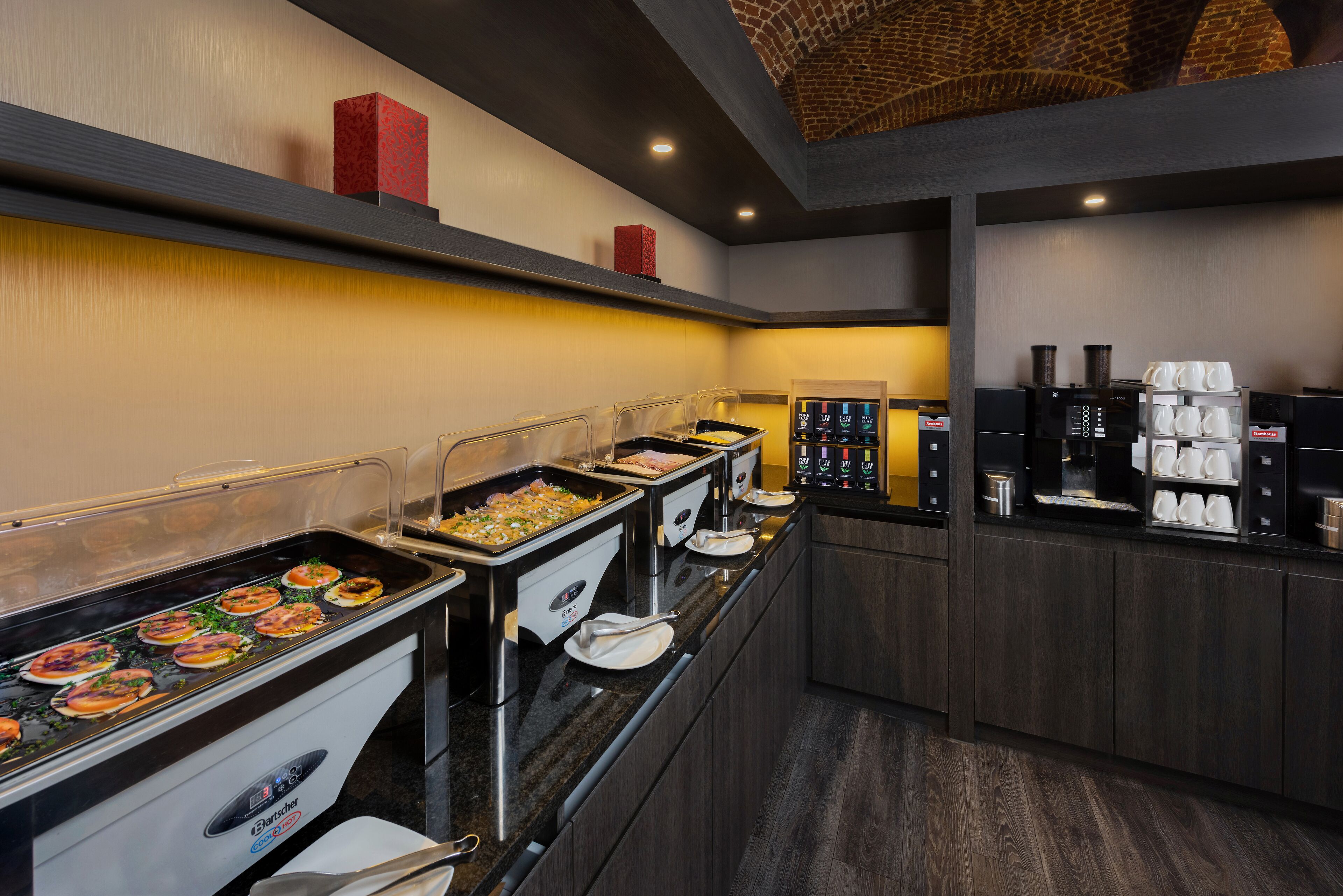 daily buffet breakfast (eur 22 per person)