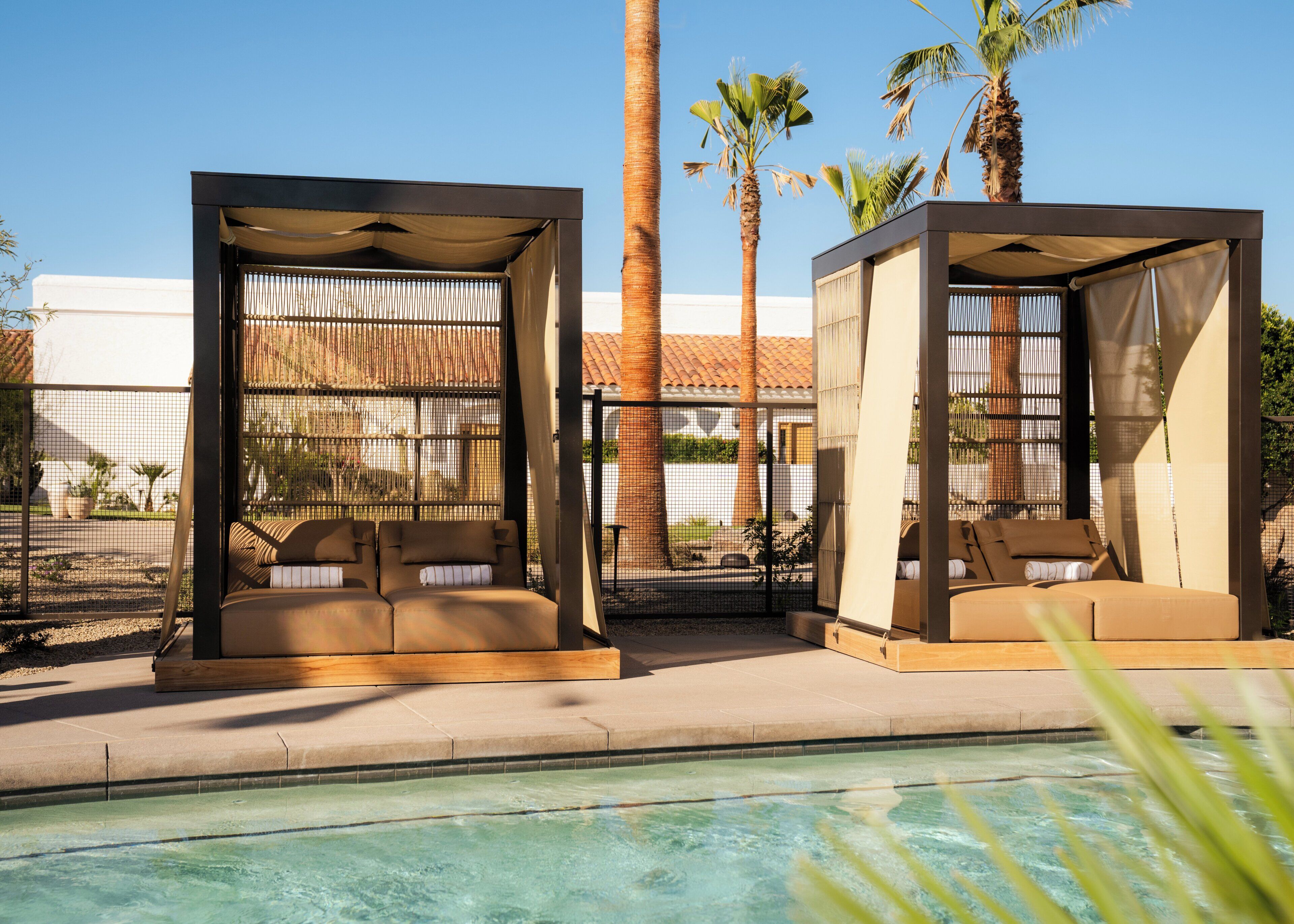 6 outdoor pools, a heated pool, pool cabanas (surcharge), pool umbrellas