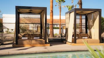 6 outdoor pools, a heated pool, pool cabanas (surcharge), pool umbrellas