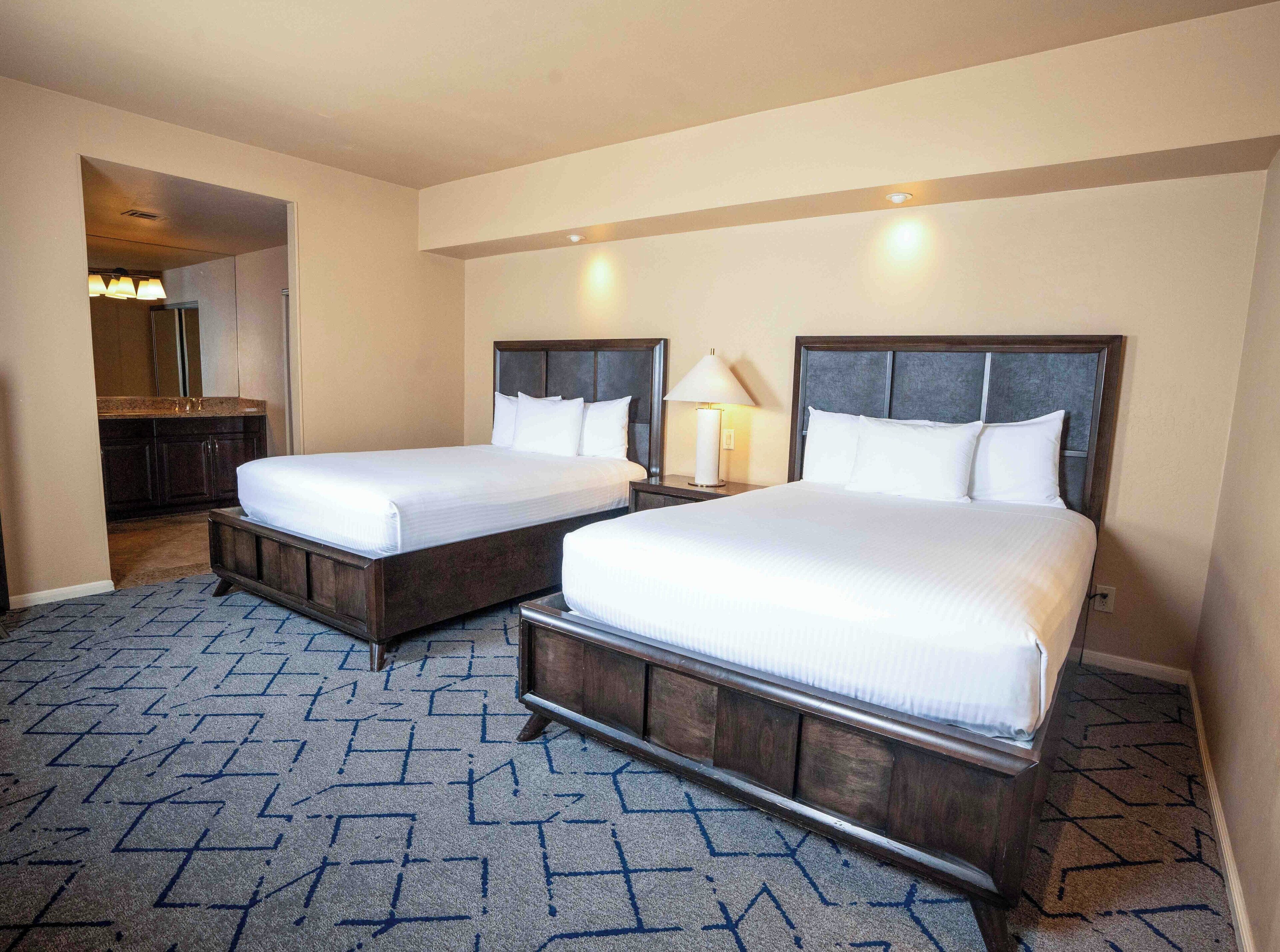 Frette Italian sheets, premium bedding, pillow-top beds, in-room safe