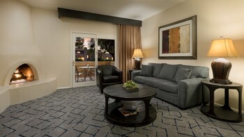 Villa, 1 King Bed, Mobility Accessible, Patio (Valley Patio) | Frette Italian sheets, premium bedding, pillowtop beds, in-room safe at Kimpton Miralina Resort & Villas by IHG