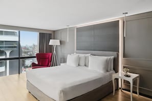 Premium bedding, minibar, in-room safe, desk - NH Collection Mexico City Reforma (Mexico City)