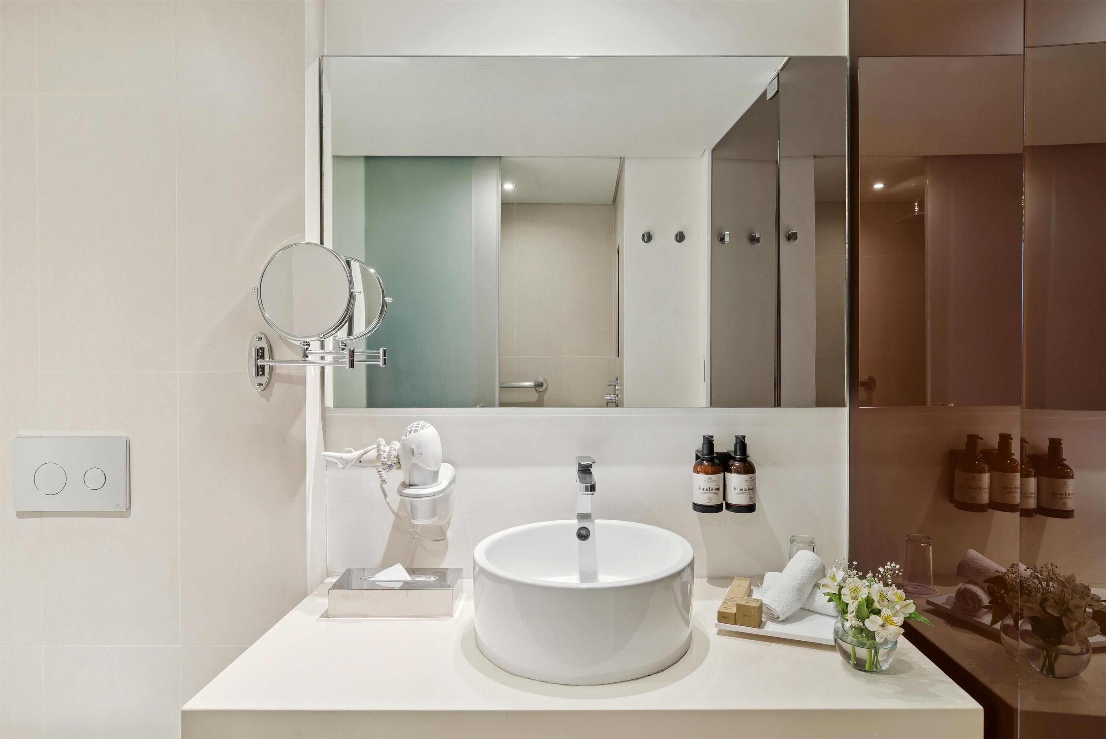 premium room, terrace ((2 double beds)) | 1 bedroom, premium bedding, minibar, in-room safe