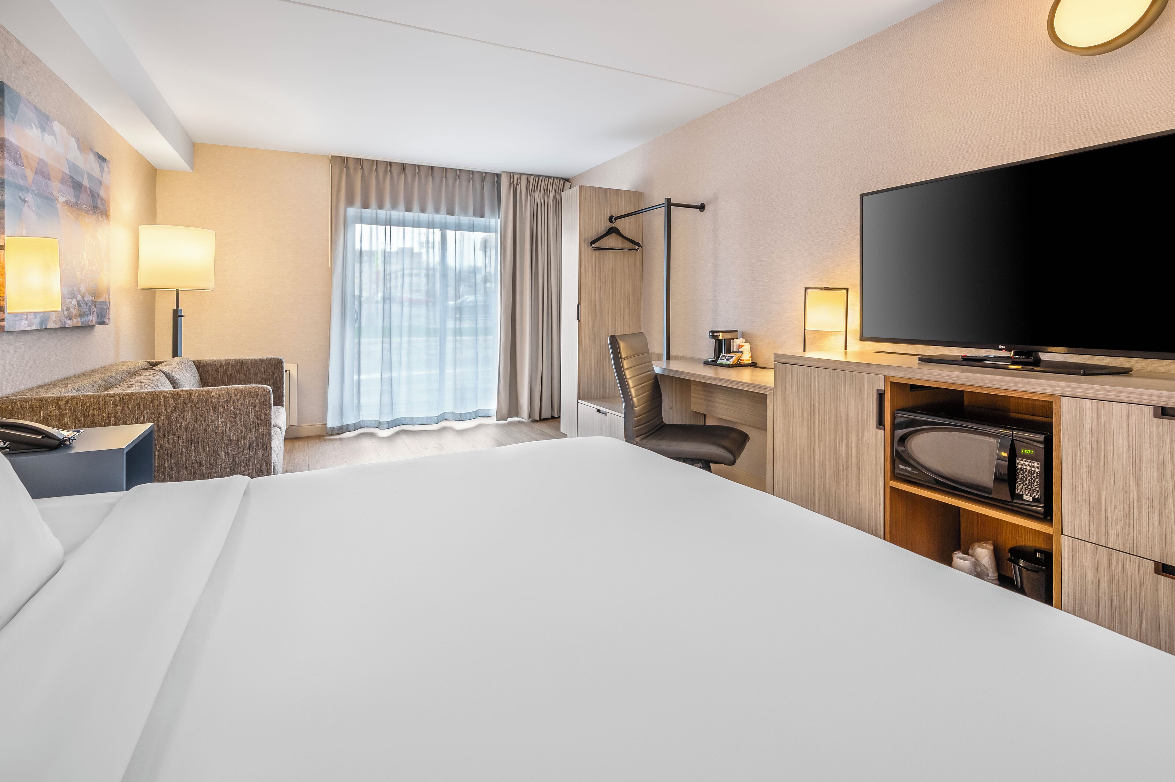 Photo - Comfort Inn Airport East