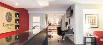 Comfort Inn Airport East - Ancienne Lorette