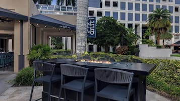 Frühstück, Mittagessen, Abendessen, amerikanische Küche