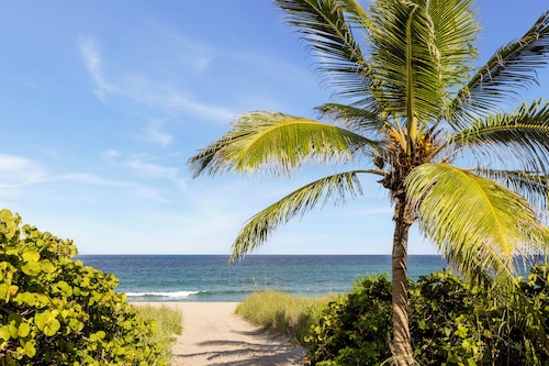 Boca Raton Marriott at Boca Center