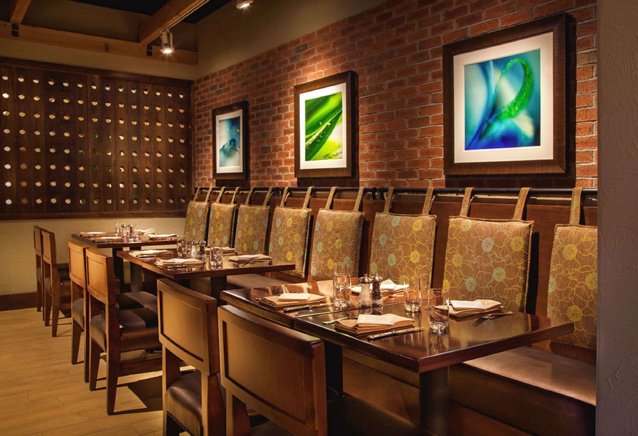 Bữa sáng đầy đủ hàng ngày với phụ phí nhỏ 