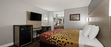 スタンダード ルーム キングベッド 1 台 禁煙 | デスク、ノートパソコン用作業スペース、遮光カーテン、アイロン / アイロン台