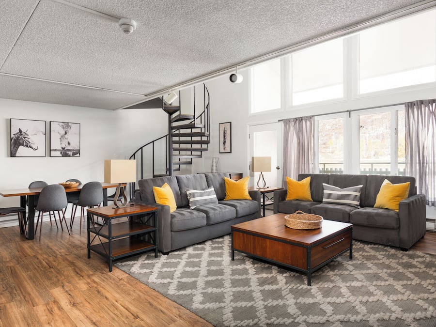 Condo, 2 Bedrooms, Kitchen, Valley View | Living area | 55-inch Smart TV with cable channels