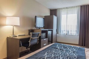 Deluxe Queen Room with Sofa Bed, Upper Floor | Premium bedding, pillowtop beds, desk, blackout drapes
