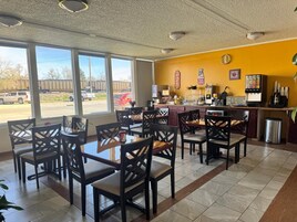 Café da manhã continental grátis todos os dias