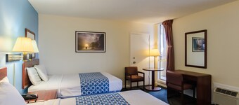 Alamo Inn & Suites