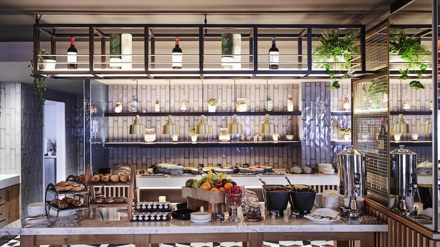 Novotel Birmingham Airport