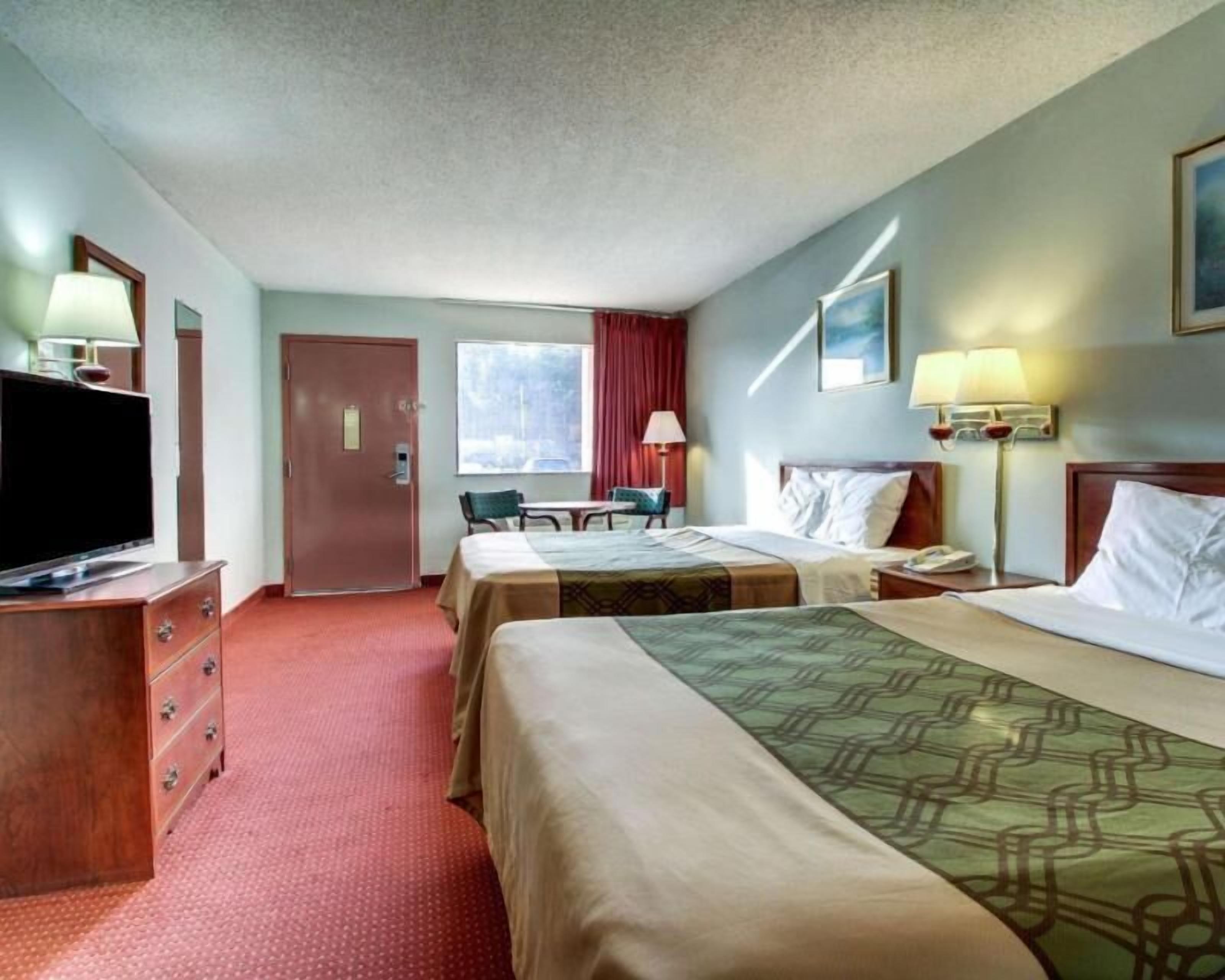 Iron/ironing board, rollaway beds, free WiFi, bed sheets