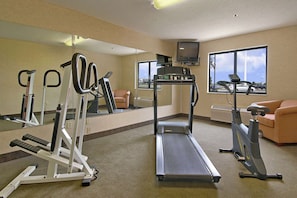 Fitness facility - Baymont by Wyndham Tuscola (Tuscola)