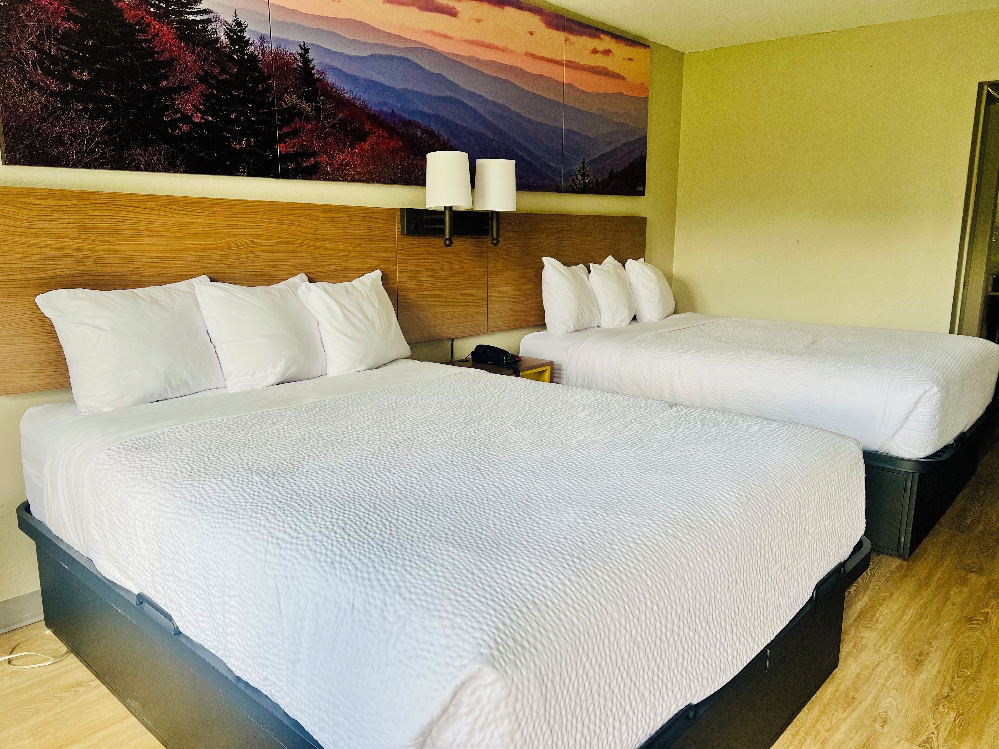 In-room safe, desk, iron/ironing board, free WiFi