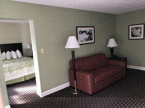 Suite, 2 Queen Beds, Non Smoking | Living area