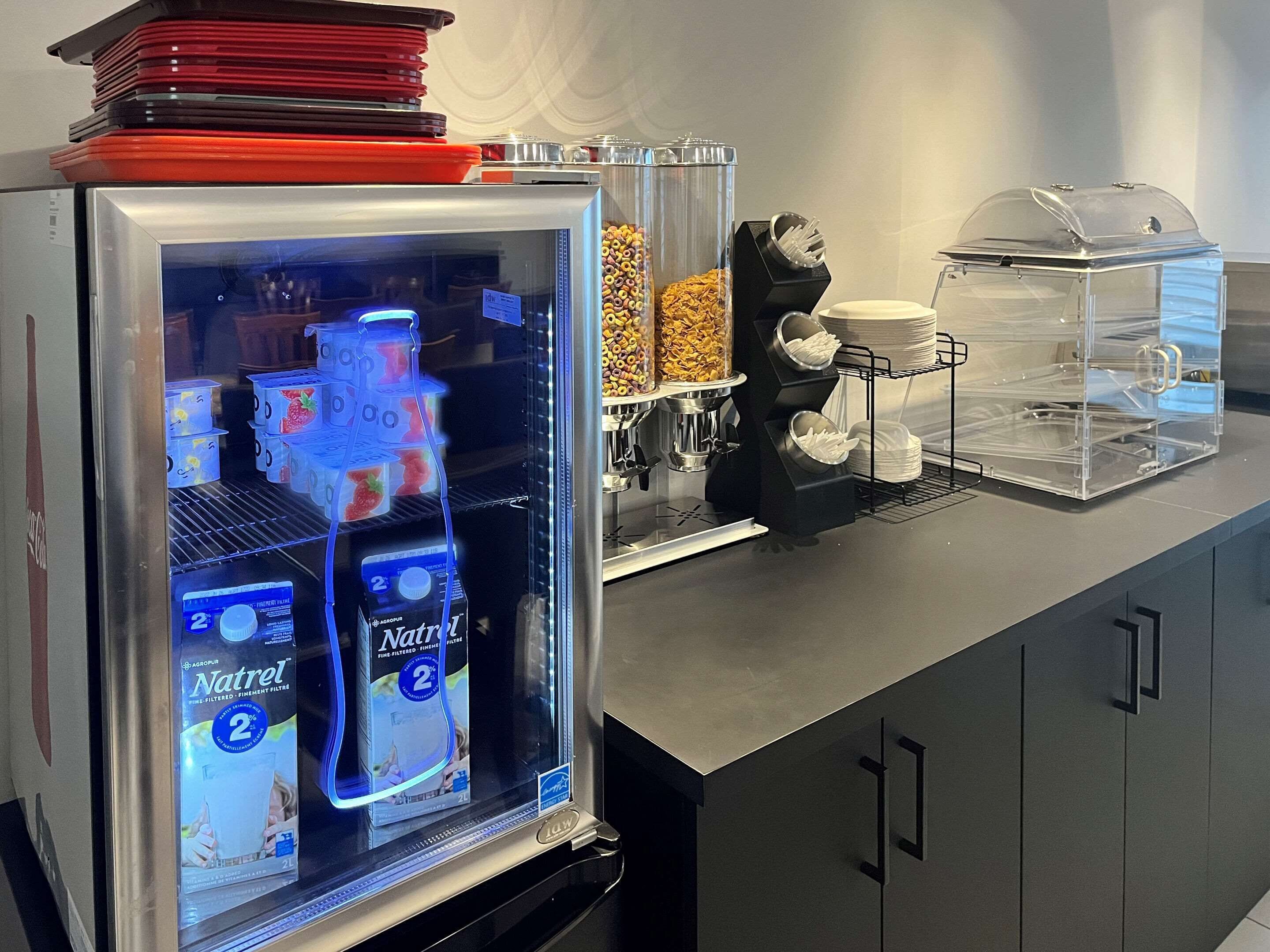 free daily continental breakfast