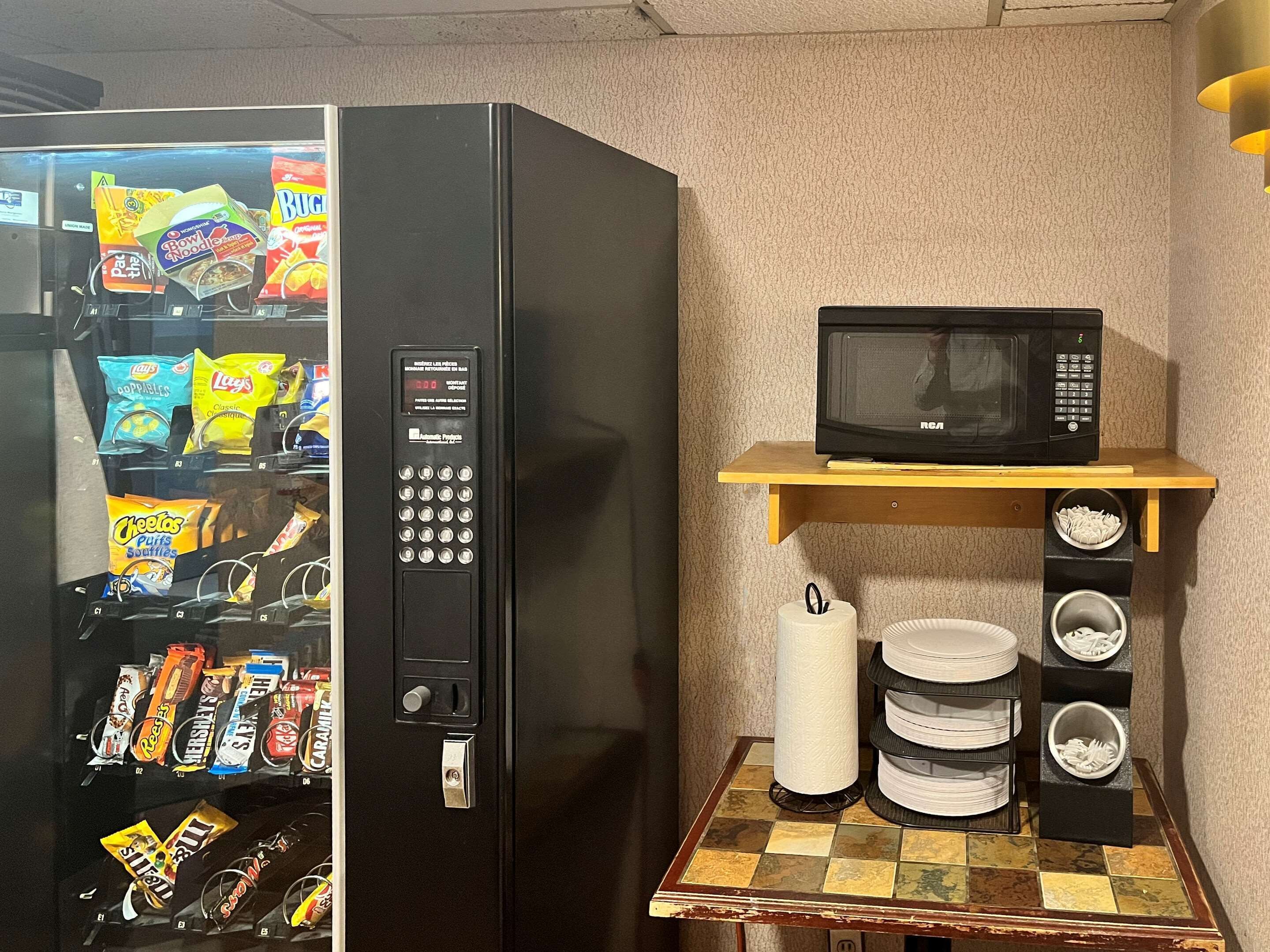 Photo - Econo Lodge Airport