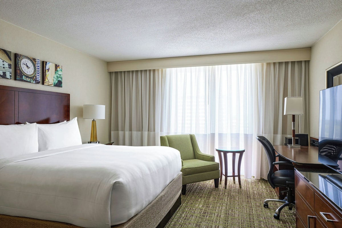 Pillow-top beds, in-room safe, desk, laptop workspace