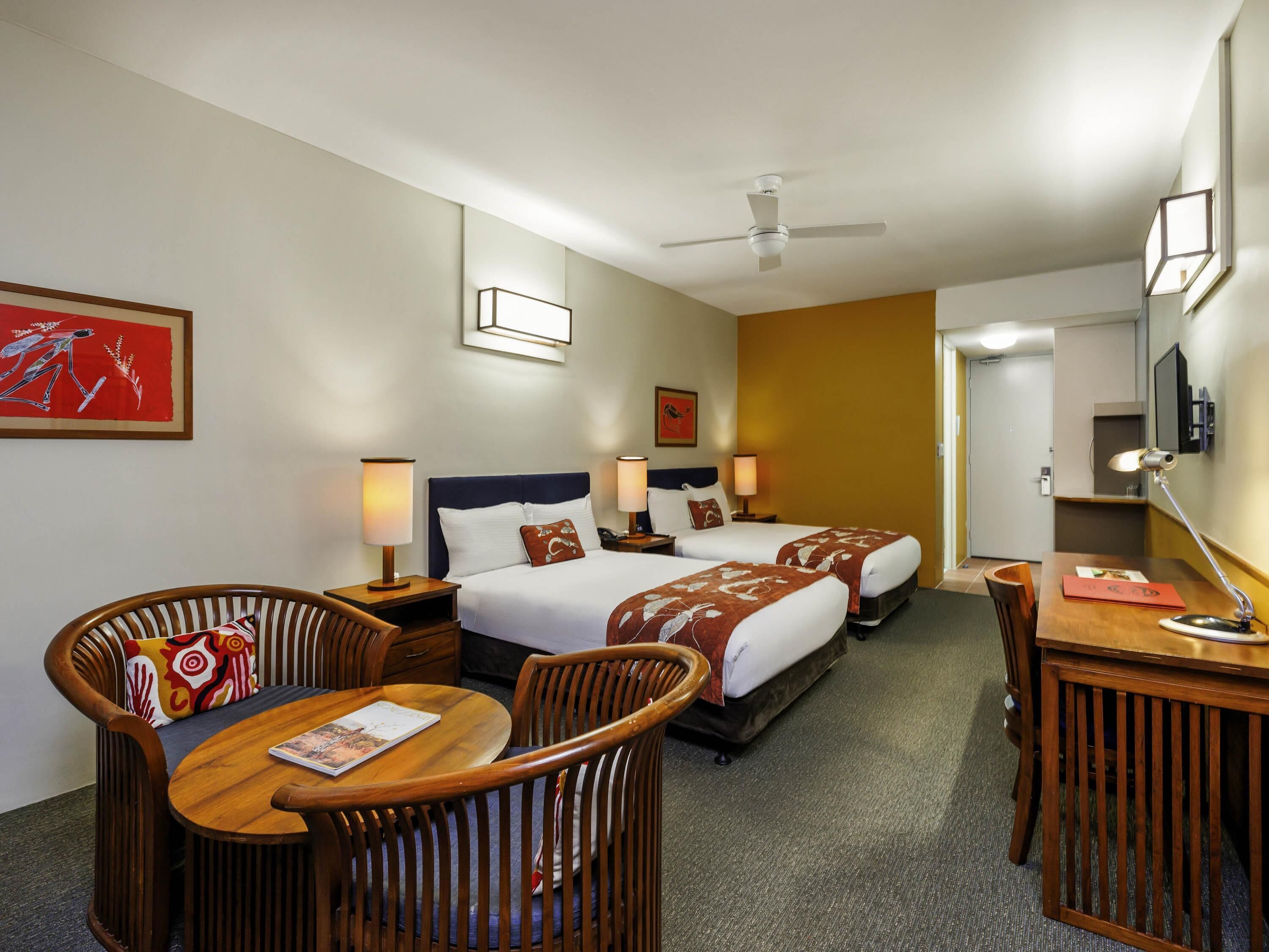 Superior Twin Room | In-room safe, desk, soundproofing, iron/ironing board
