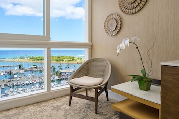 Hypo-allergenic bedding, in-room safe, desk, laptop workspace at Prince Waikiki