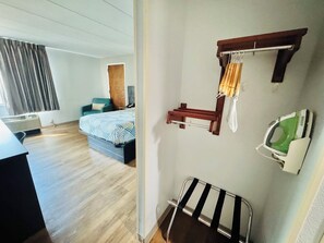 Standard Room, 1 Double Bed, Accessible, Non Smoking