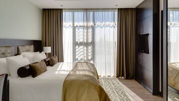 Coffres-forts dans les chambres, bureau, rideaux occultants