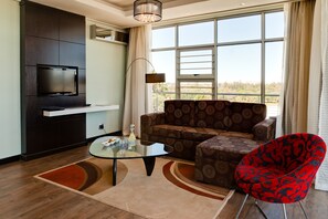 Executive Suite | Living area