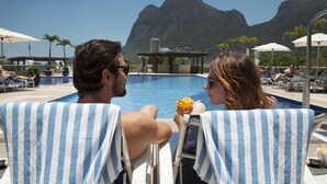 Outdoor pool - Pullman Rio de Janeiro São Conrado (Rio de Janeiro)